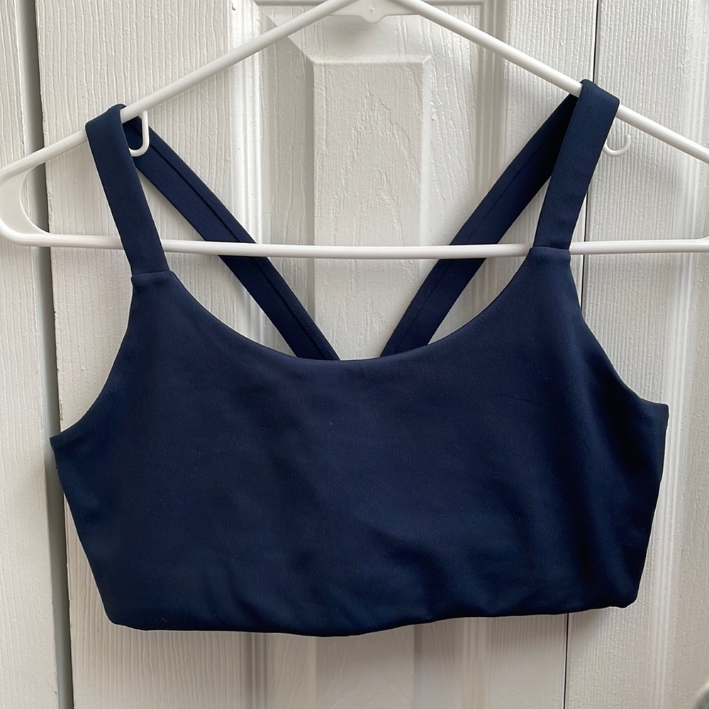 Girlfriend Collective Lou V-Neck Bra